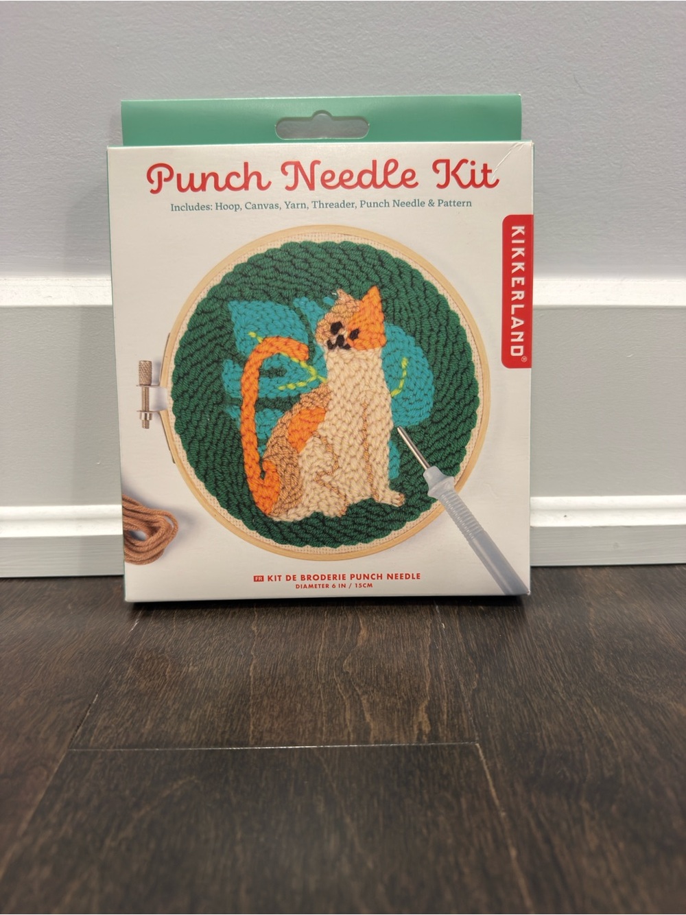 Kikkerland Punch Needle Kit - Green, Orange, Cream Cat Motif